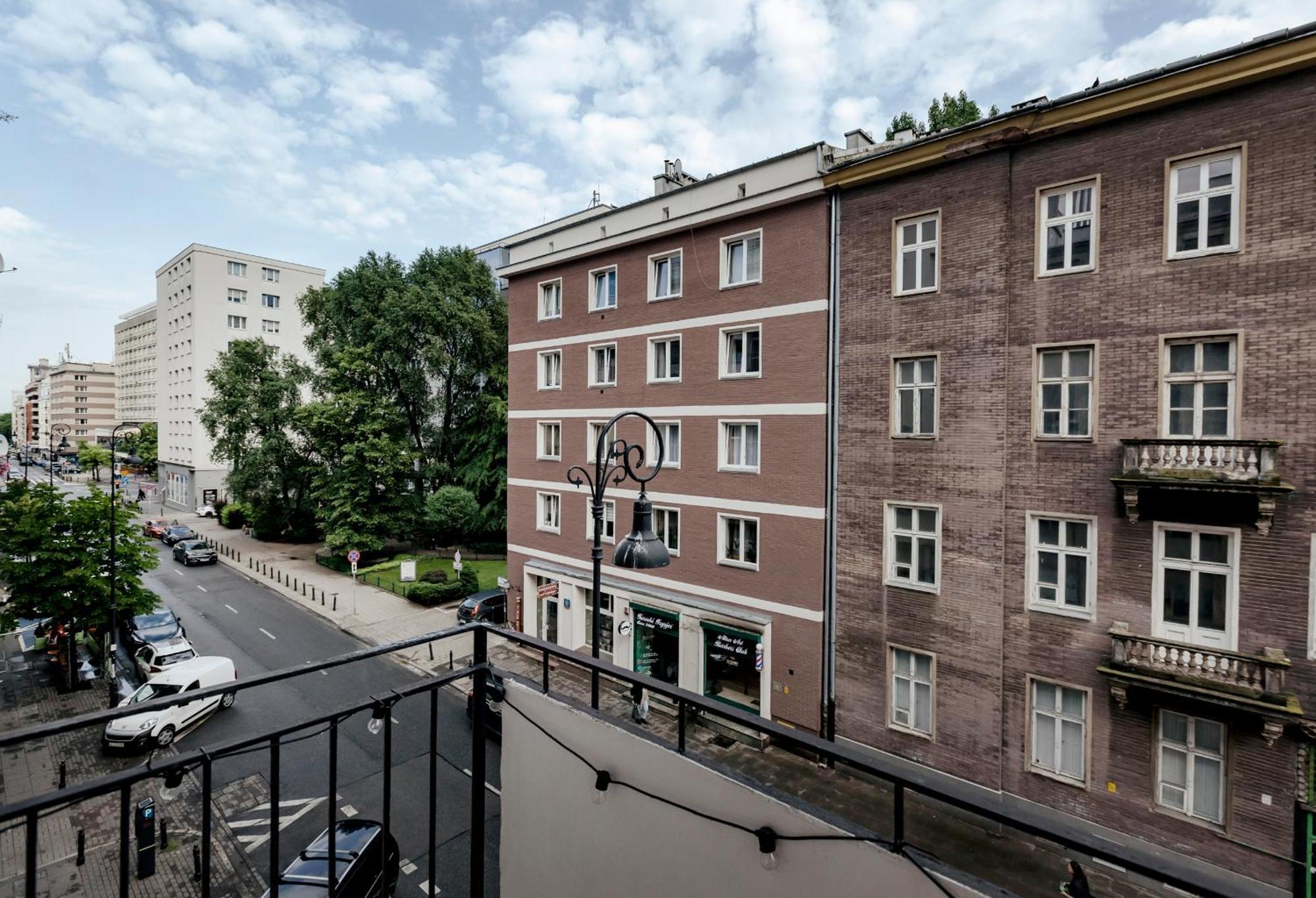 Wspolna 54a - Bezplatny Parking 450m - Balkon